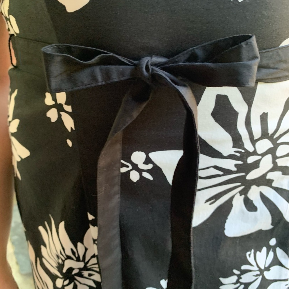 White House Black Market NWT dress - Picture 6 of 9